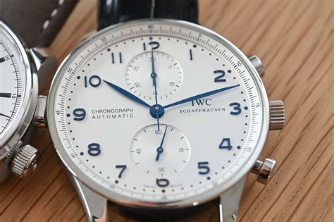 v r iwc segnale|The Battle of Automatic Chronographs .